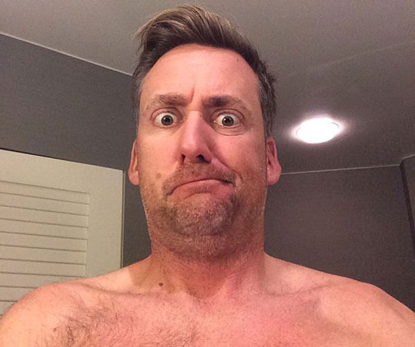 Ian-Poulter-Shaves-Chest-on-Instagram