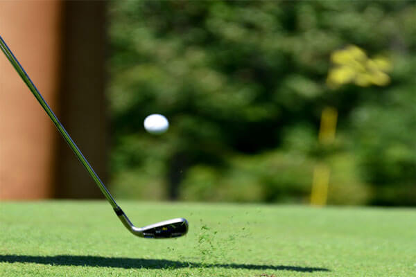 best wedge for chipping around the green