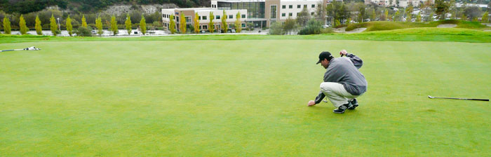 learn-to-line-up-for-a-leg-up-on-your-golf-game-2