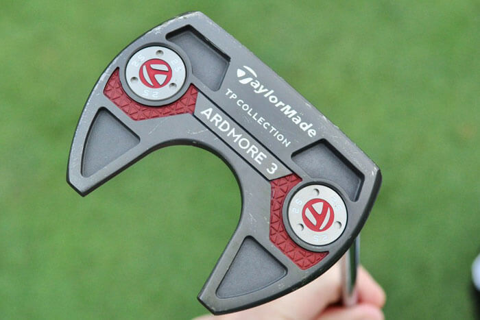 Tiger-Woods-is-Considering-Making-a-Putter-Change