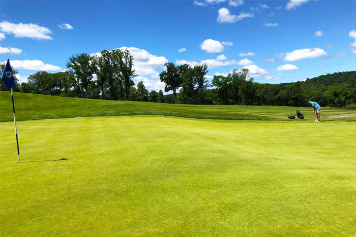 Golf-Podcast-Developing-a-Better-Feel-Around-the-Greens