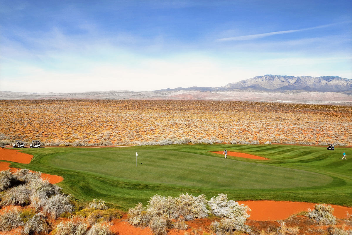 18 Sand Hollow