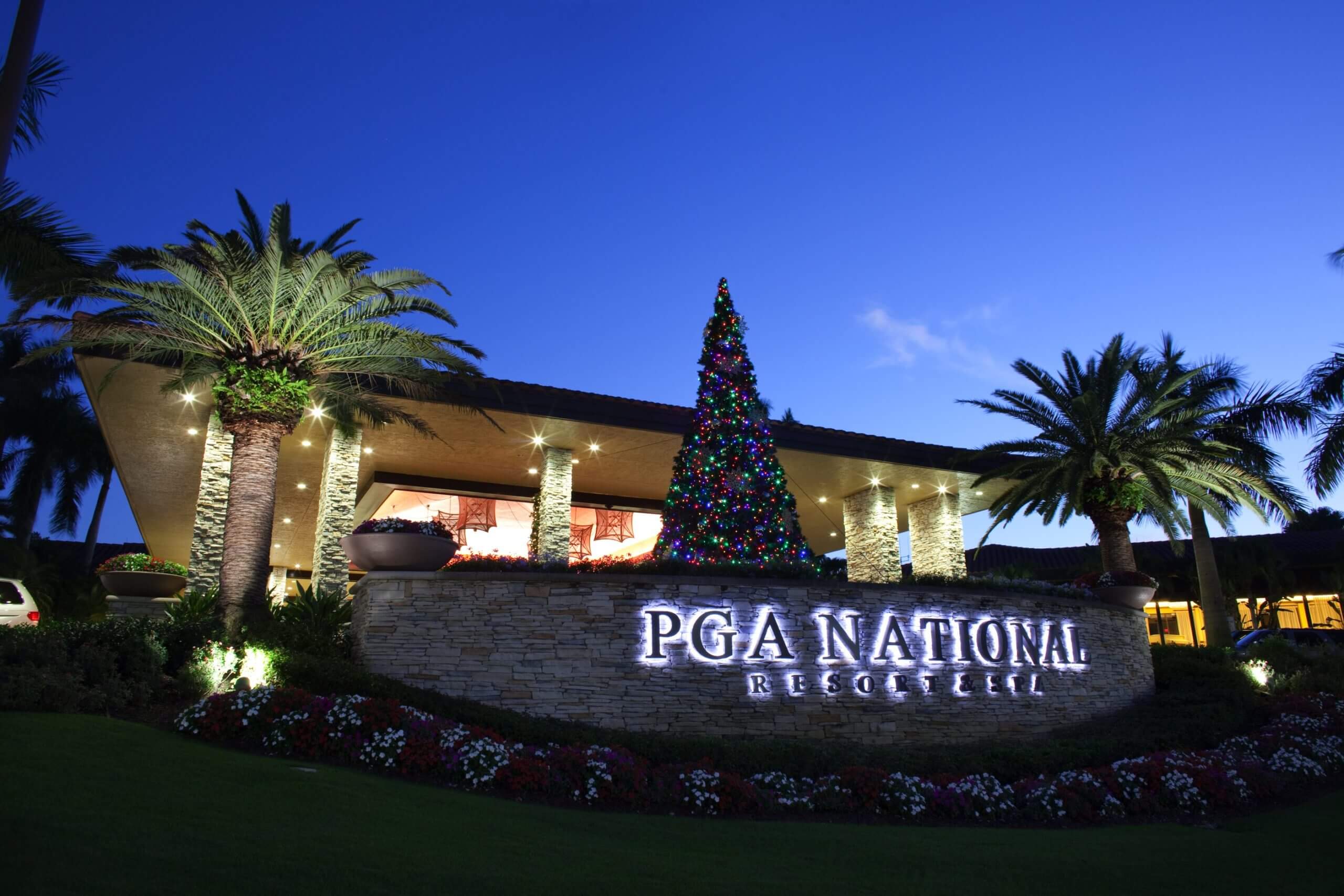 PGA Christmas Tree Shot Medium