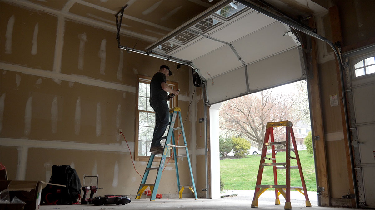 Garage-Golf-Simulator-1